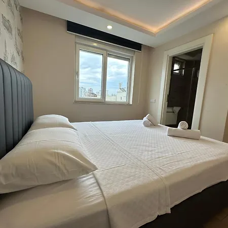 Antalya'nin Kalbinde Muhtesem Genis