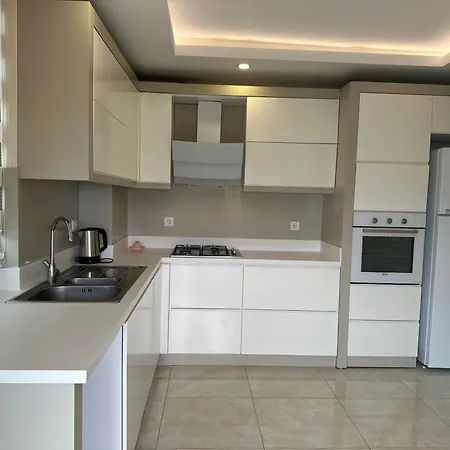 Antalya'nin Kalbinde Muhtesem Genis